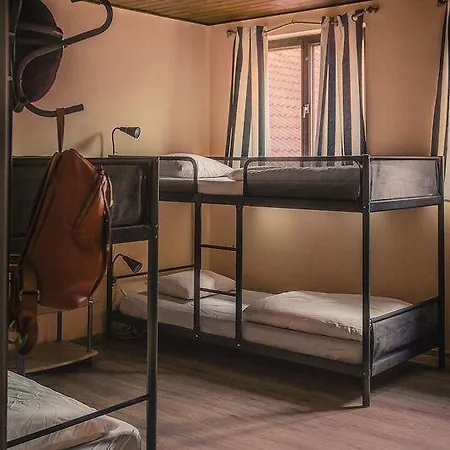 Green Fish Hostel *